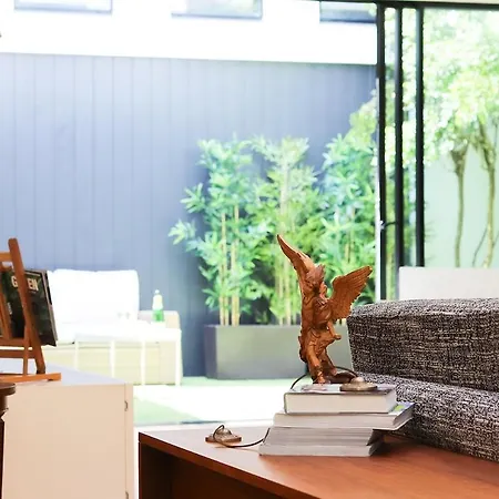 Luxury Loft In 아파트 *