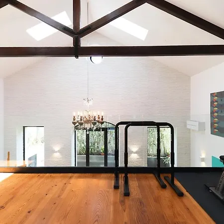 Luxury Loft In דירה *